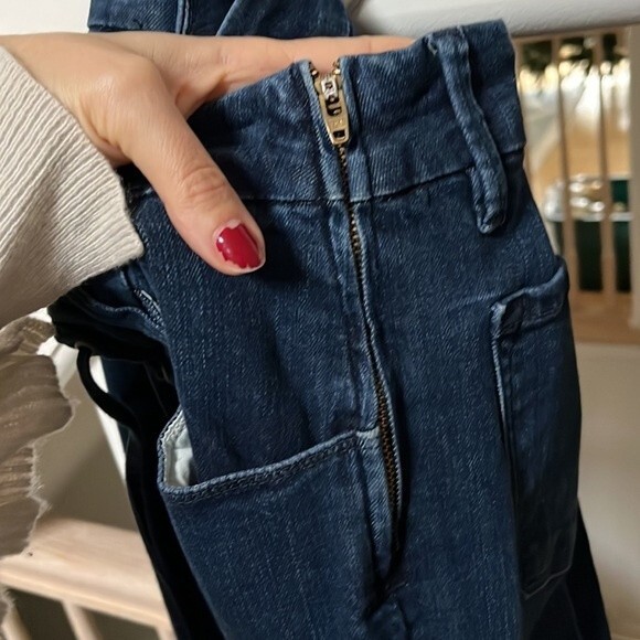 FRAME Le Bell Crop Lace-up Jeans in Hayworth 27 - Picture 9 of 12